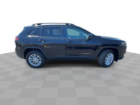 Used 2022 Jeep Cherokee Latitude Lux w/ Sun & Sound Group AWD/4WD image 9