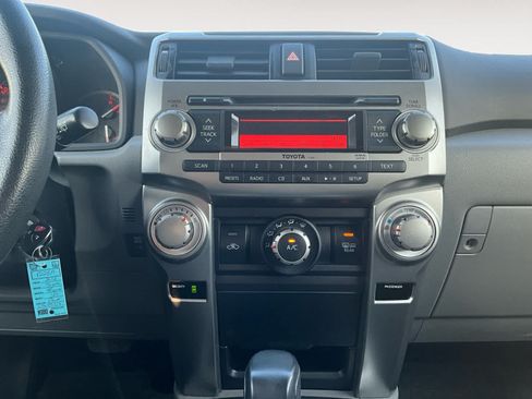 Used 2012 Toyota 4Runner SR5 w/ Convenience Pkg RWD image 11