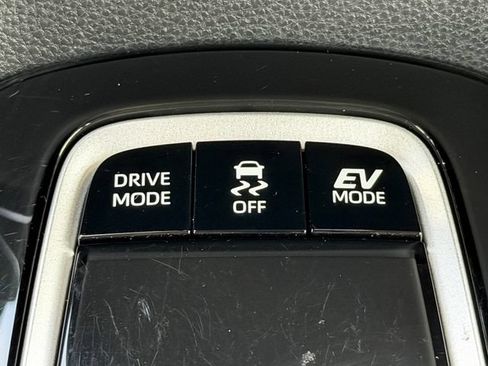 Certified 2025 Toyota Corolla LE w/ LE Premium Package FWD image 36