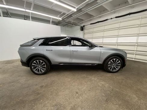 Used 2026 Cadillac Lyriq Sport image 7