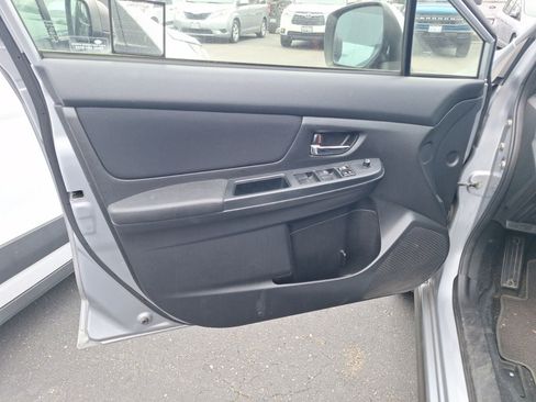 Used 2013 Subaru Crosstrek 2.0i Premium AWD/4WD image 11