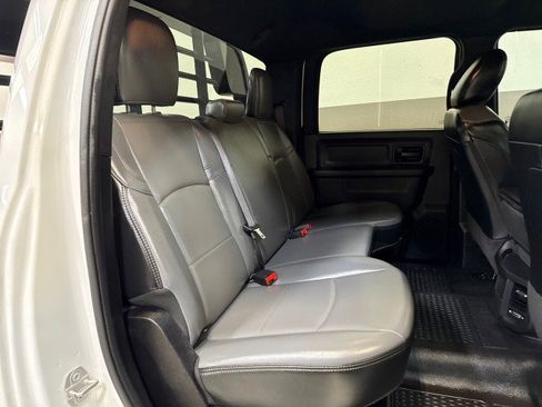 Used 2021 RAM 3500 Tradesman w/ Chrome Appearance Group image 63