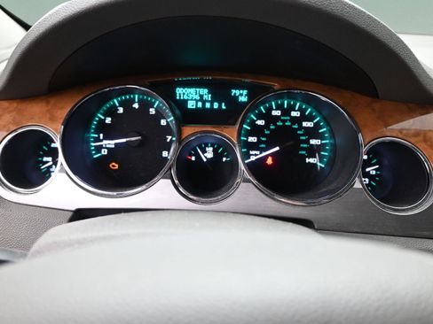 Used 2012 Buick Enclave Leather FWD image 26