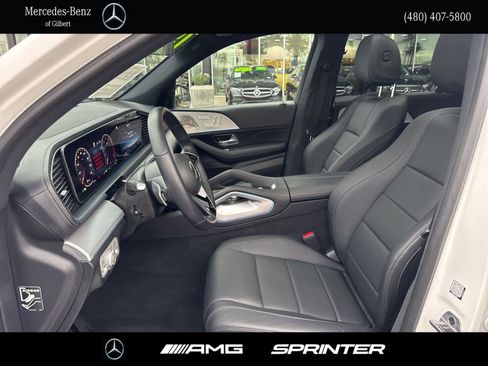 Certified 2025 Mercedes-Benz GLS 450 4MATIC image 9