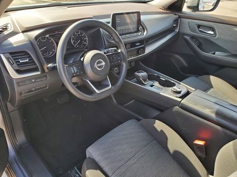 Certified 2023 Nissan Rogue SV image 13