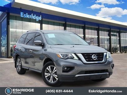 Used 2020 Nissan Pathfinder SV