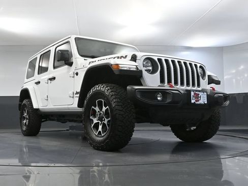 Used 2022 Jeep Wrangler Unlimited Rubicon w/ Cold Weather Group AWD/4WD image 50