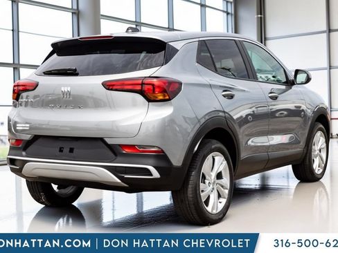 Used 2025 Buick Encore GX Preferred AWD/4WD image 23
