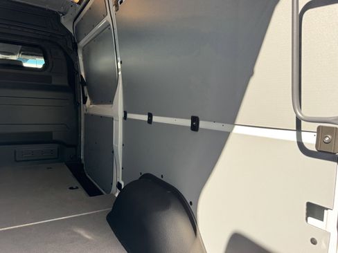 New 2025 Mercedes-Benz Sprinter 2500 image 10