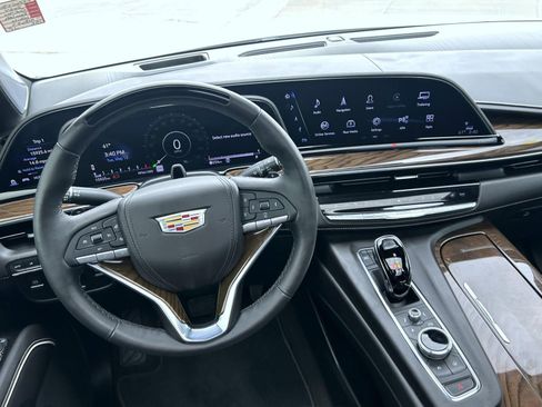 Certified 2024 Cadillac Escalade Sport Platinum AWD/4WD image 16