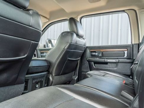 Used 2016 RAM 1500 Laramie w/ Convenience Group image 38