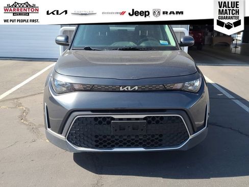 Used 2023 Kia Soul LX w/ Option Group 015 FWD image 8