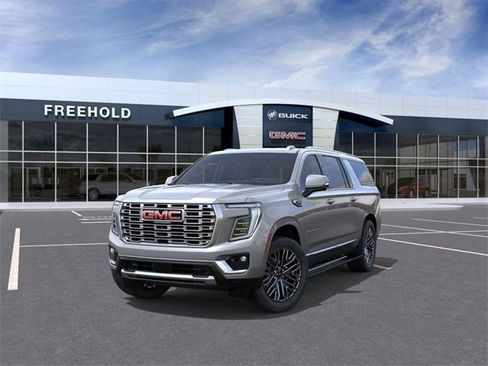 New 2026 GMC Yukon XL Denali image 8