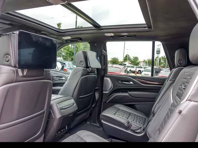 Certified 2023 Cadillac Escalade Sport Platinum AWD/4WD image 14