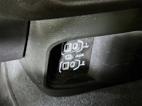 Used 2019 RAM 1500 Big Horn image 26