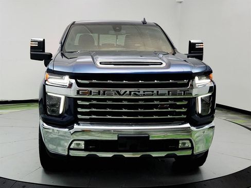 Used 2020 Chevrolet Silverado 2500 LTZ w/ LTZ Plus Package image 2