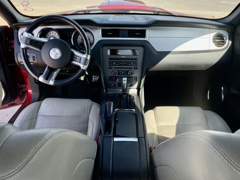 Used 2012 Ford Mustang Premium RWD image 19