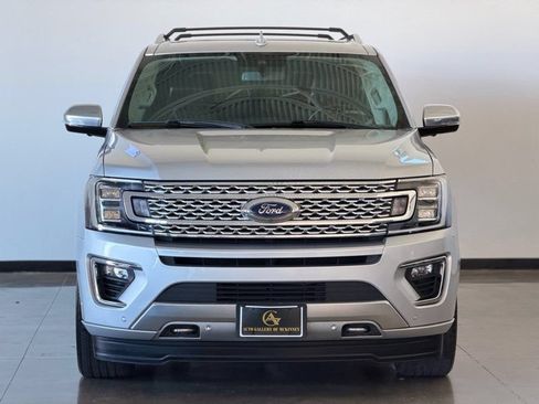 Used 2019 Ford Expedition Platinum AWD/4WD image 2