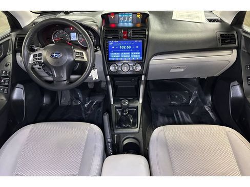 Used 2015 Subaru Forester 2.5i AWD/4WD image 22