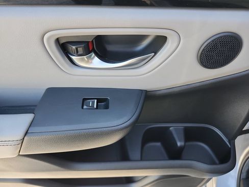 Certified 2025 Honda Pilot EX-L image 24