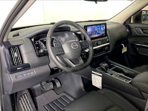 New 2026 Nissan Pathfinder SV AWD/4WD image 8