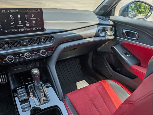Used 2024 Acura Integra A-Spec w/ Technology Package FWD image 9
