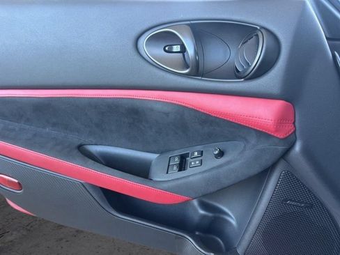 Used 2025 Nissan Z Performance w/ Floor Mat Package RWD image 7