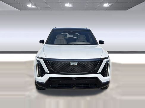 New 2026 Cadillac Vistiq Luxury AWD/4WD image 6