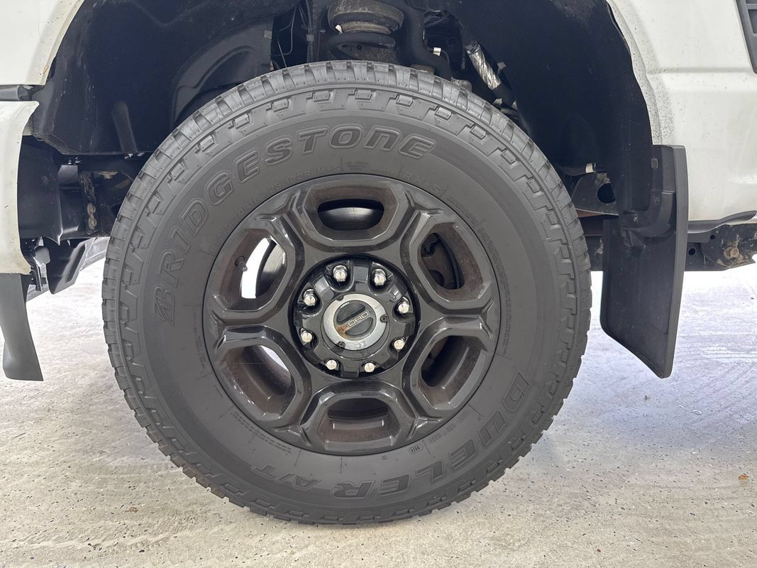 Used 2023 Ford F250 XL w/ STX Appearance Package AWD/4WD image 10