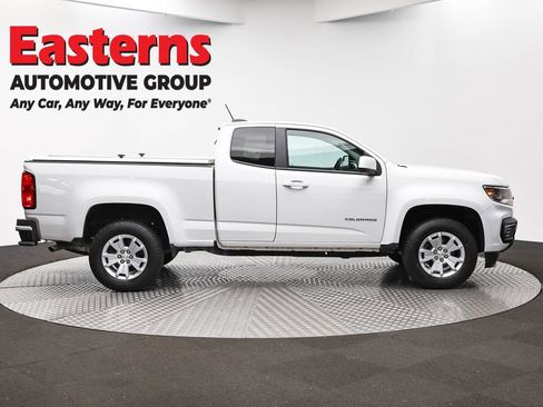 Used 2022 Chevrolet Colorado LT w/ Fleet Safety Package RWD image 4