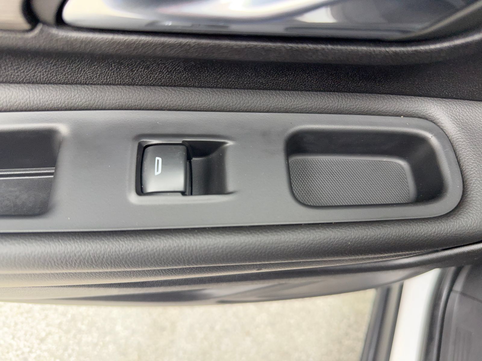 Used 2024 GMC Terrain SLT FWD image 49