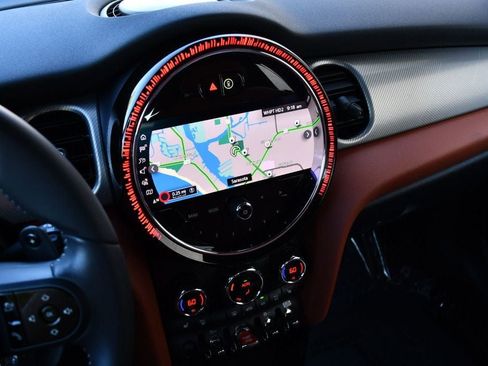 Used 2024 MINI Cooper S w/ Signature Upholstery Package FWD image 64