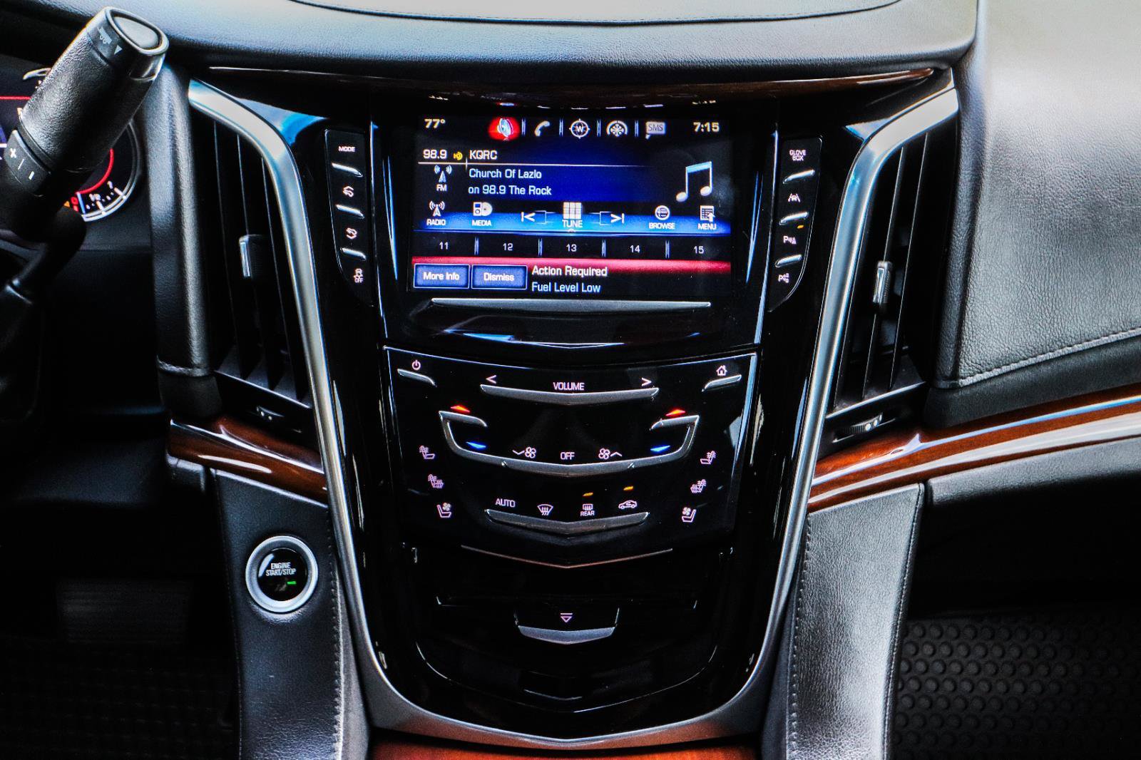 Used 2018 Cadillac Escalade Luxury AWD/4WD image 34