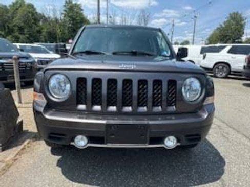 Used 2016 Jeep Patriot High Altitude AWD/4WD image 16