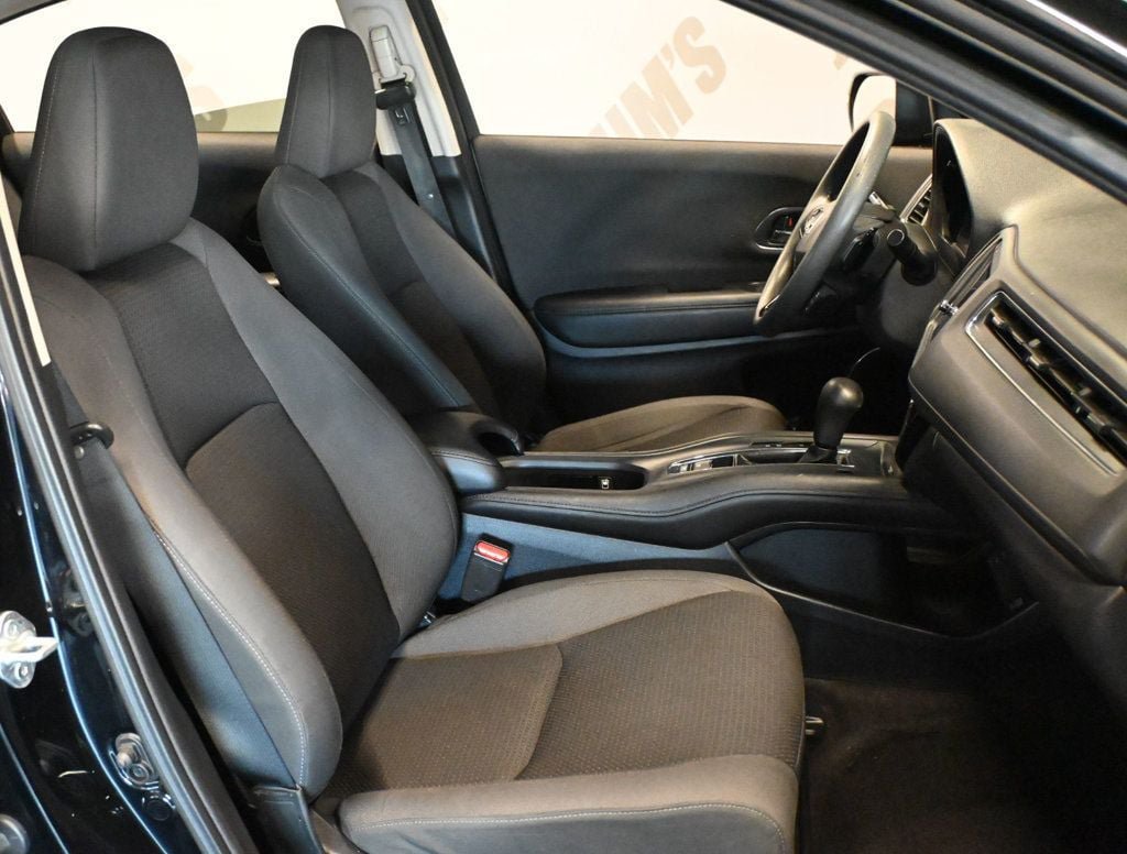 Used 2022 Honda HR-V EX image 16
