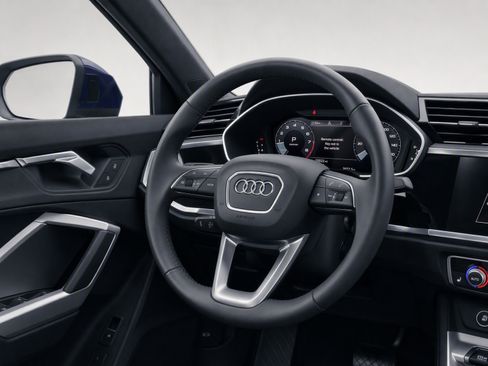Certified 2025 Audi Q3 2.0T Premium AWD/4WD image 24