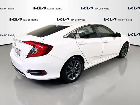 Used 2019 Honda Civic EX image 8