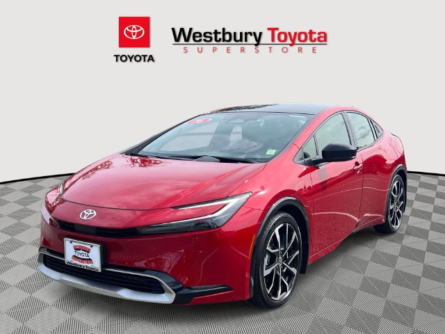 Used 2026 Toyota Prius Plug-In Hybrid FWD image 5