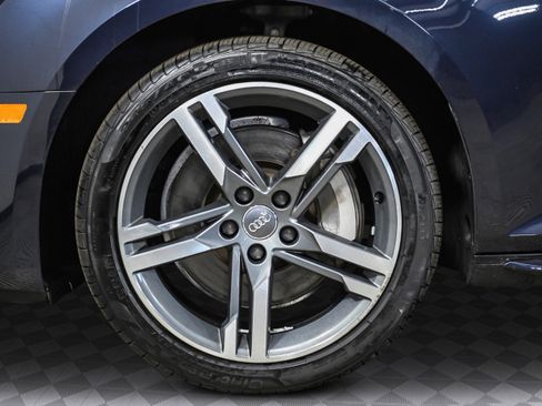 Used 2018 Audi A4 2.0T Prestige w/ Prestige Package image 31