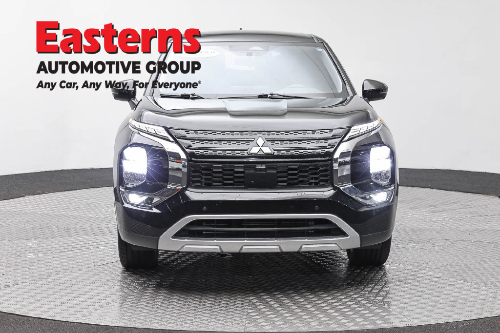 Used 2024 Mitsubishi Outlander SE FWD image 4