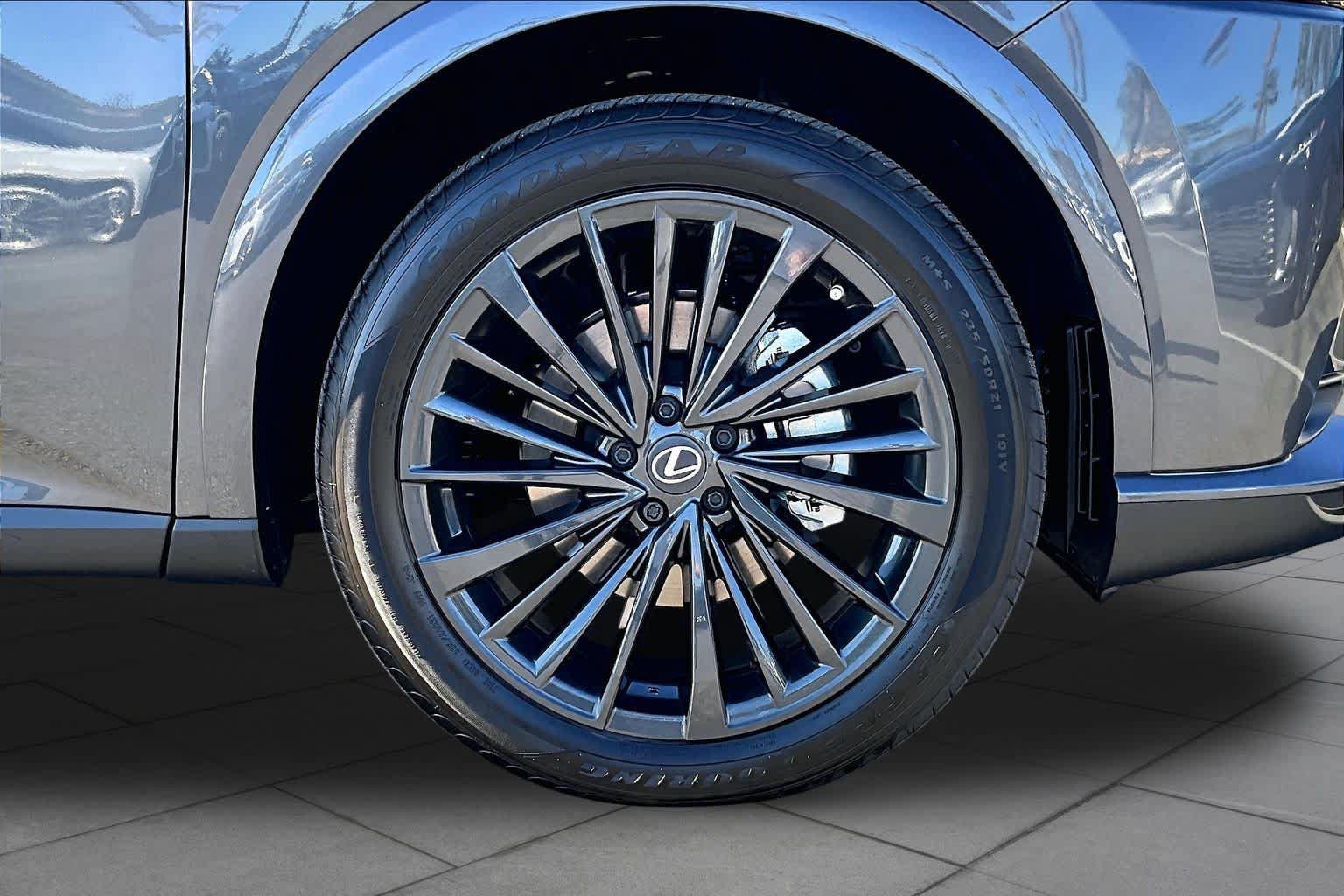 New 2026 Lexus RX 350 Premium w/ Convenience Package FWD image 9