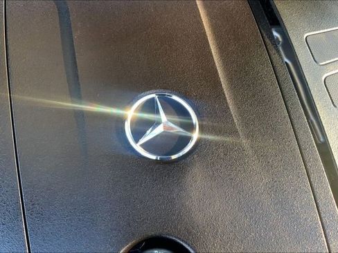 Used 2025 Mercedes-Benz C 300 4MATIC Sedan image 29