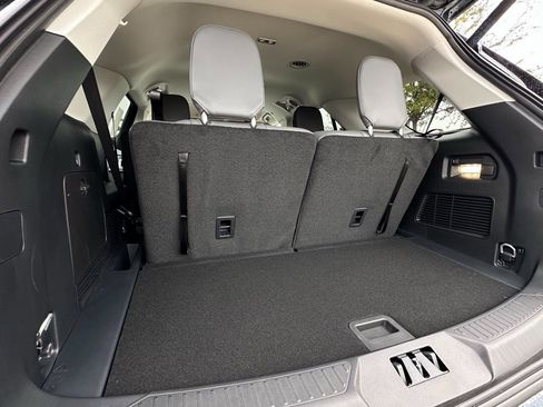 New 2026 Ford Explorer Active w/ Active Comfort Package image 60