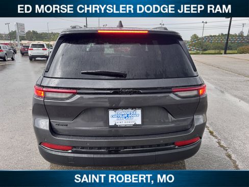 New 2025 Jeep Grand Cherokee Altitude AWD/4WD image 3