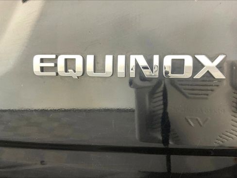 Used 2017 Chevrolet Equinox LS image 23