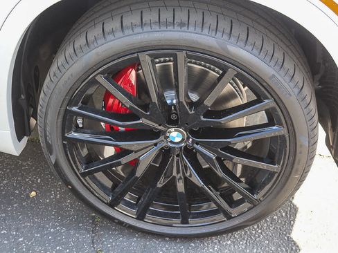 New 2026 BMW X5 sDrive40i w/ M Sport Package image 9