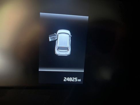 Used 2023 Kia Soul EX image 2