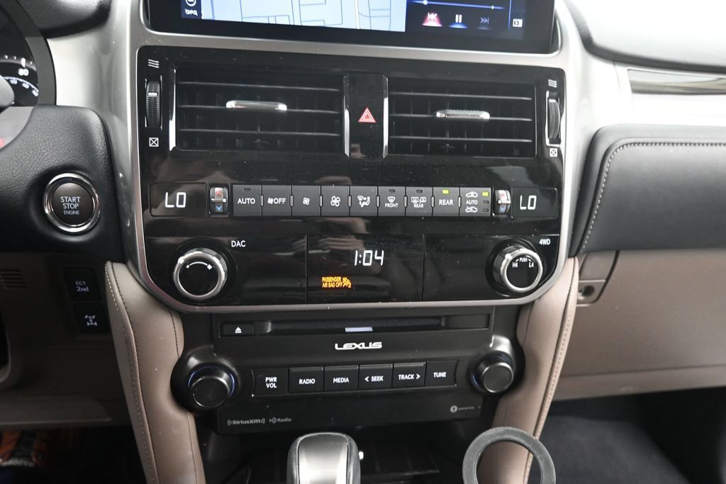 Used 2023 Lexus GX 460 Premium w/ Premium Package AWD/4WD image 17