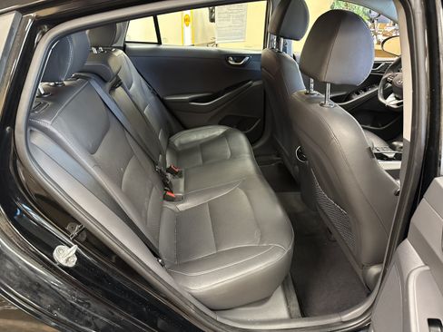 Used 2019 Hyundai Ioniq Limited FWD image 15
