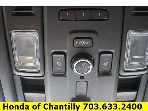 Used 2023 Chevrolet Tahoe Premier AWD/4WD image 20